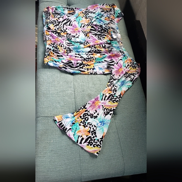 Top - Picture 7 of 8